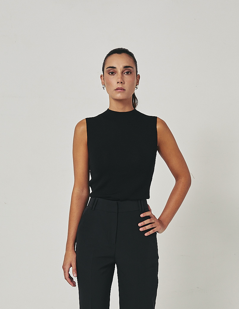 KATE. Black Seamless Tank Top