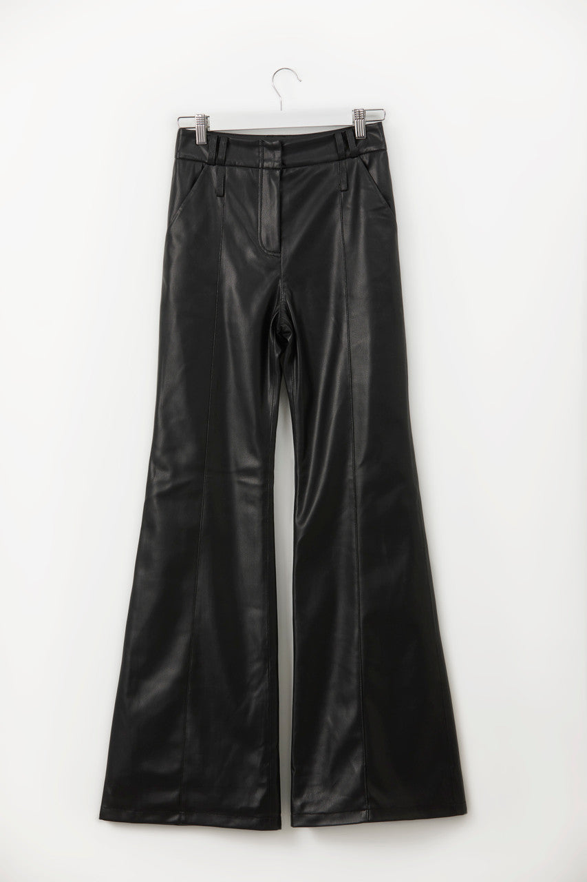 JADE. Faux leather flared trouser