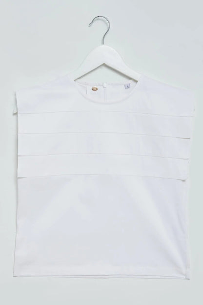 Chiara. White Sleeveless Pleated Top - UPTOANI