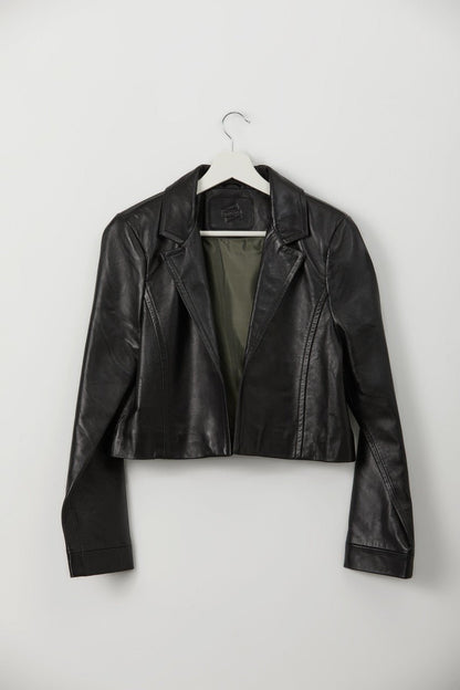 SOPHIA. Black Leather Blazer - UPTOANI
